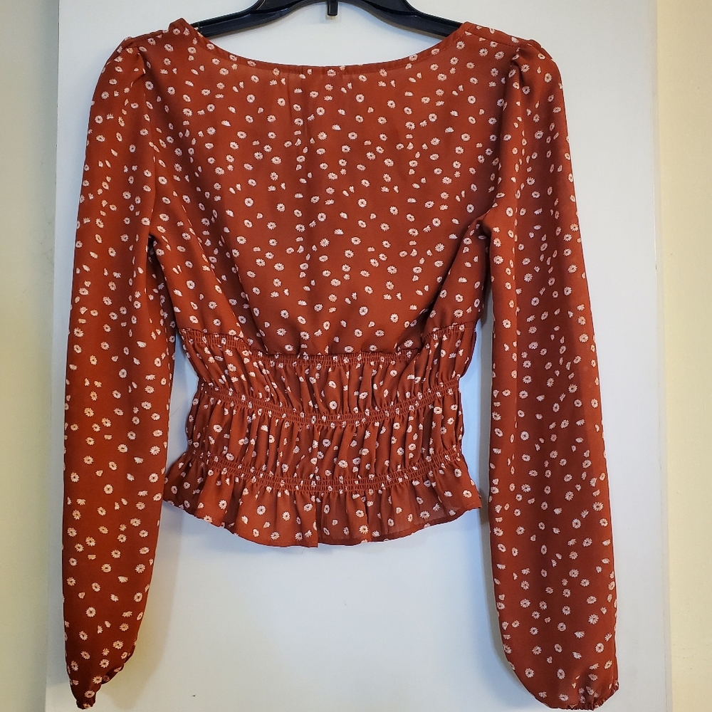 Alya Boho Floral Crop Top with Elastic Waistband Long Sleeve Size S - Picture 8 of 9